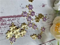 Подвеска Цветок эмаль цв. сиреневый/золото 107194