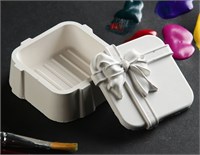 Шкатулка с крышкой д/росписи гипс «Фигурка с бантом», 7.5*7.5*3см 126813