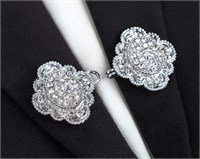 Зажим д/кардигана «Ажур», цв. белый в серебре 119232