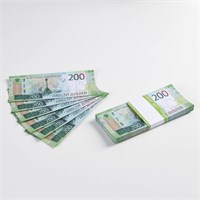 пачка купюр 200 дублей 