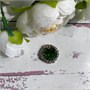 Кабошон круг в цапах со страз. в серебре изумрудный камень , пришив. 12 мм 107794 - фото 19807